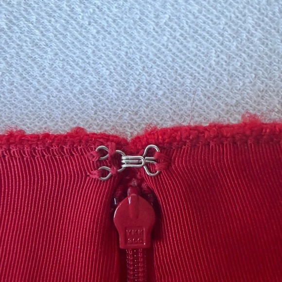 J.Crew Red Tweed Mini Skirt Gold Button Pockets Fringe Trim Classic Parisian - Picture 7 of 15